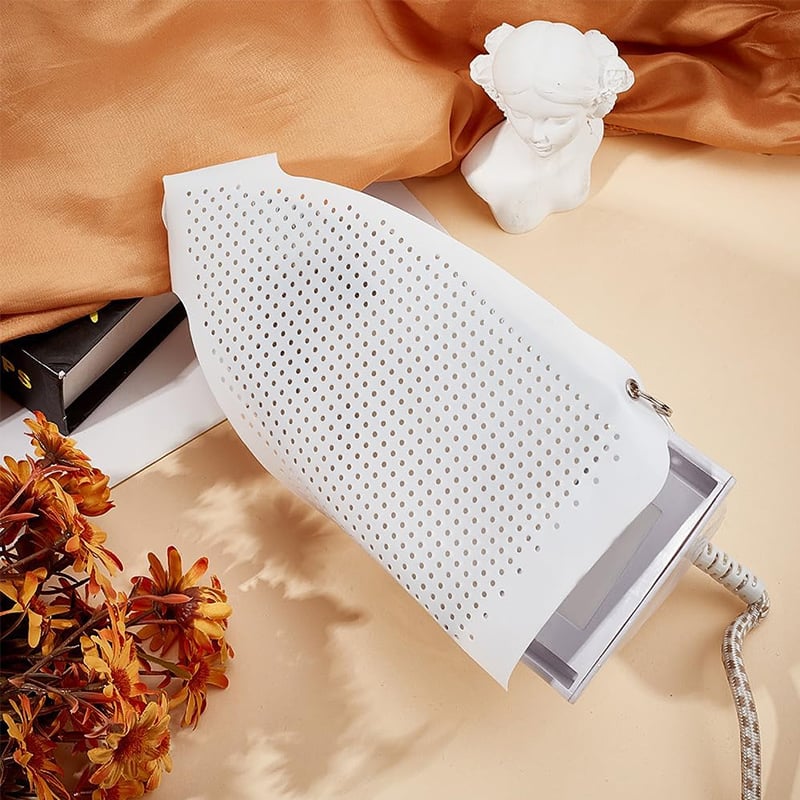 🔥No More Shine, Burn, Sticky - 2025 Universal Iron Protective Cover Shield