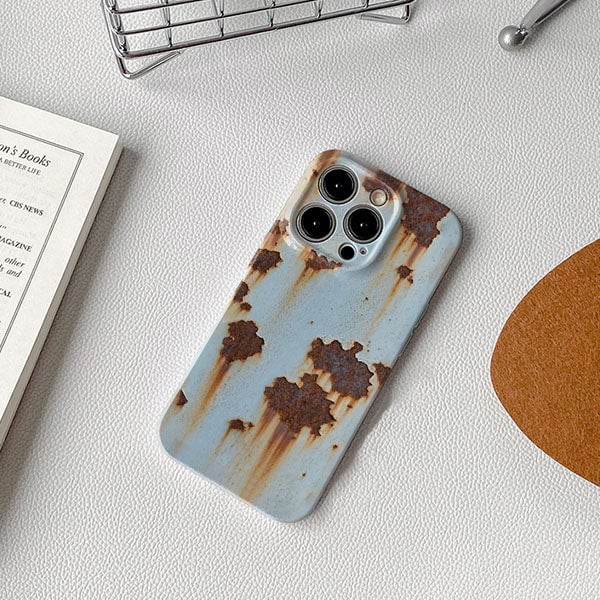 📱 Rusty Glossy Pattern iPhone Case
